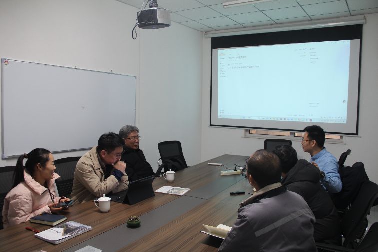 Shandong Lannuo waxa uu kala hadlay Bilawga Mashruuca Shaybaarka Sawaxanka iyo Xakamaynta Sawaxanka Professor KWAK, Moon Kyu, Ph.D. iyo Wakiilka Liang Tongho oo ka socda Jaamacadda Dongguk, South Korea